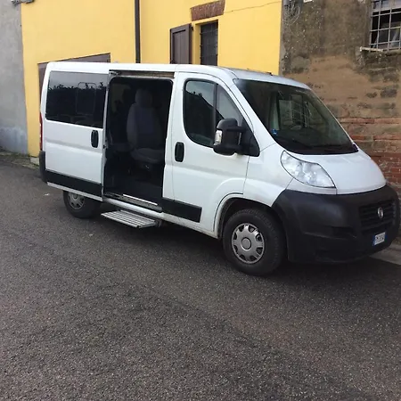 Il Casale Di Andrea & Simona فندق مبيت وإفطار 2*