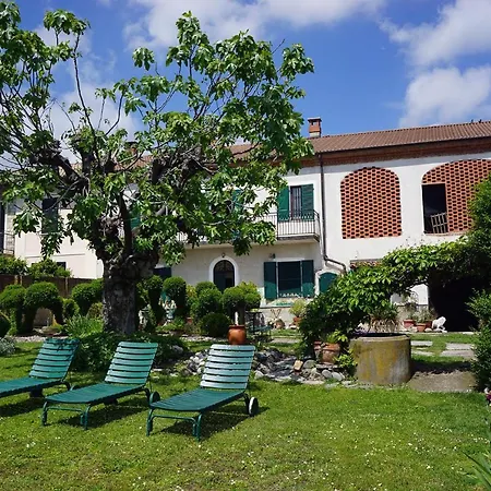 Il Casale Di Andrea & Simona Couette-café Camino