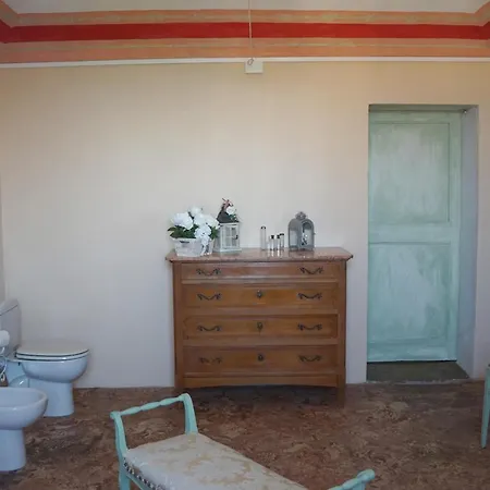 Il Casale Di Andrea & Simona فندق مبيت وإفطار