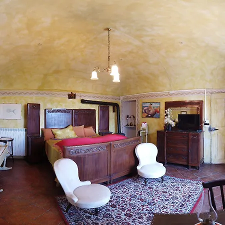 Il Casale Di Andrea & Simona 2*