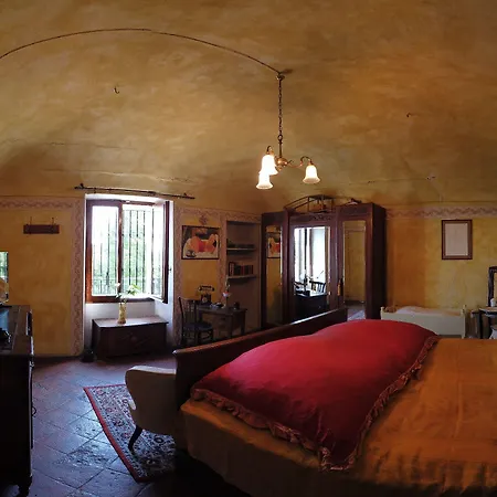 Il Casale Di Andrea & Simona فندق مبيت وإفطار 2*