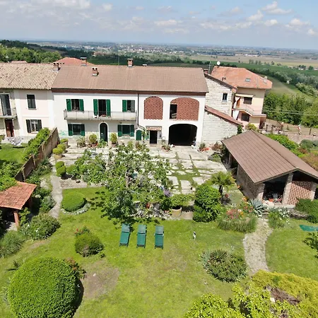 فندق مبيت وإفطار Il Casale Di Andrea & Simona Camino